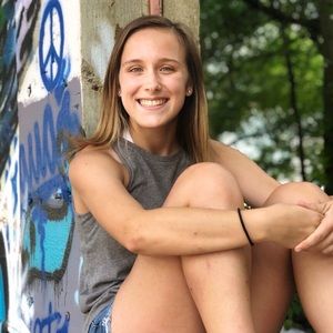 Meet your Posher, Rhi